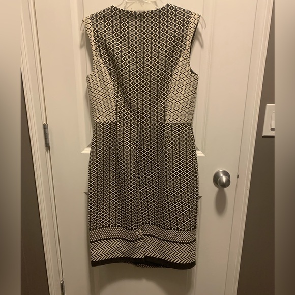 J. Crew Paneled Jacquard Dress Black and White size 6 - Picture 3 of 4